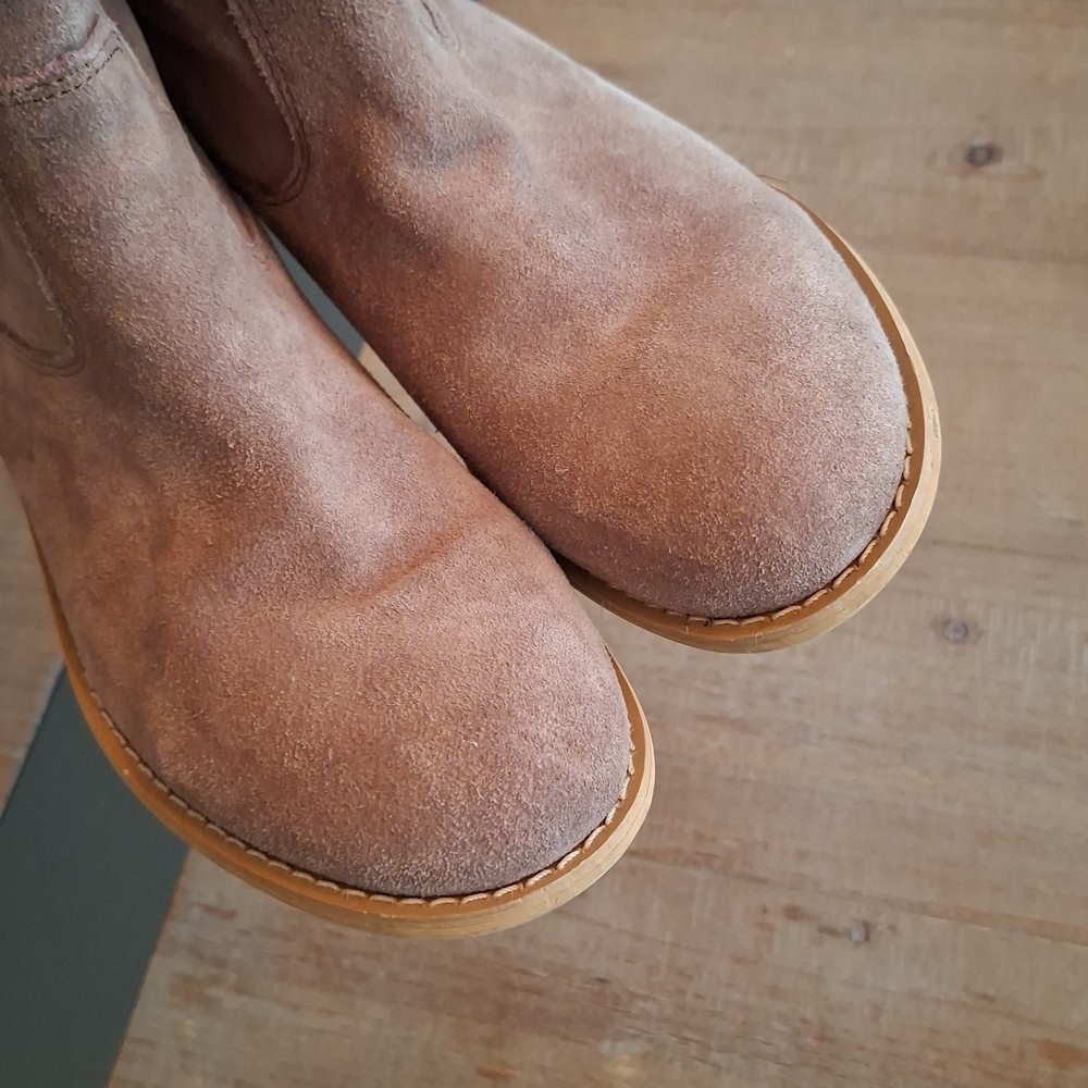 Emu Australia Suede & Shearling/Sheepskin Tan Slouchy Buckle Boots (AU 8/US 8) - Picture 7 of 12